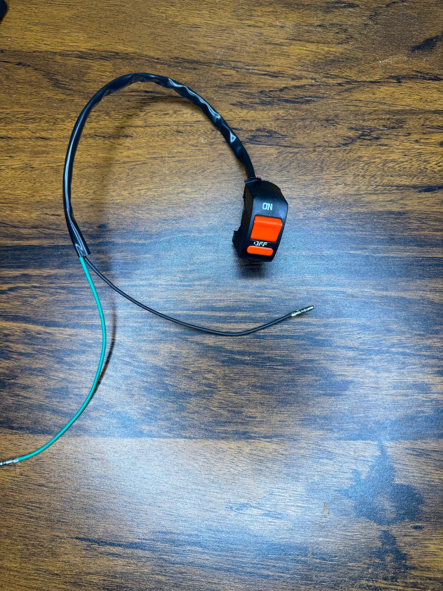 Motorcycle Handlebar ON/OFF Kill Switch – Universal 12V Waterproof